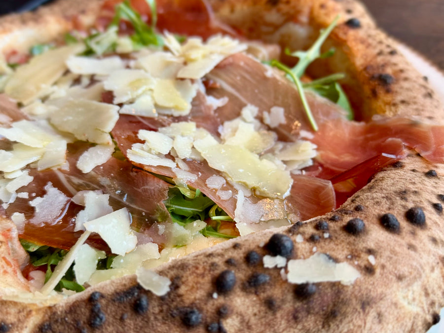 Schneidebrett für Pizza – welches Brett passt wirklich?