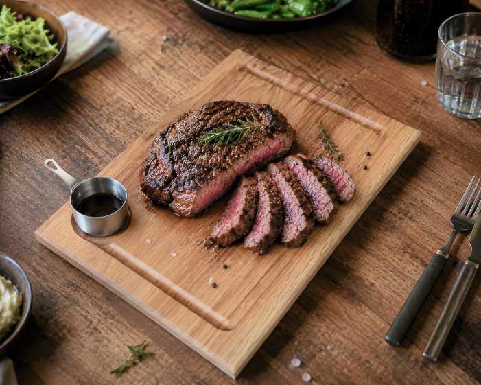 BBQ direkt auf dem Brett servieren oder auf Tellern?