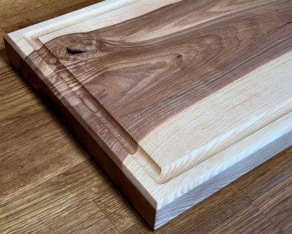 Esche Schneidebrett 50x30 cm – helles Holzbrett für die tägliche Küche