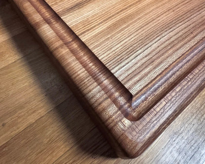 Ulme Schneidebrett 60x40 cm – 6 cm starkes Brett mit besonderer Maserung