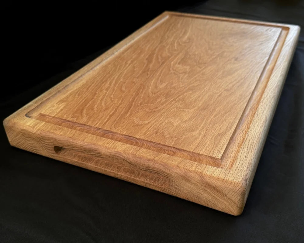 HEAVY OAK GRAND – großzügiges Eiche-Schneidebrett für BBQ und große Stücke | 65 × 40 × 5,5 cm
