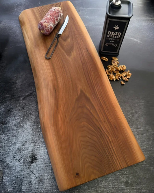 Eiche Tafelbrett 70x26x4cm aus massivem Vollholz mit ruhiger Maserung und warmer Holzfarbe