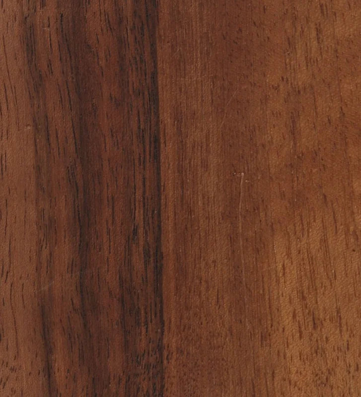 Dunkelbraunes Holz mit vertikalen Maserungen für individuelles Schneidebrett mit Saftrille