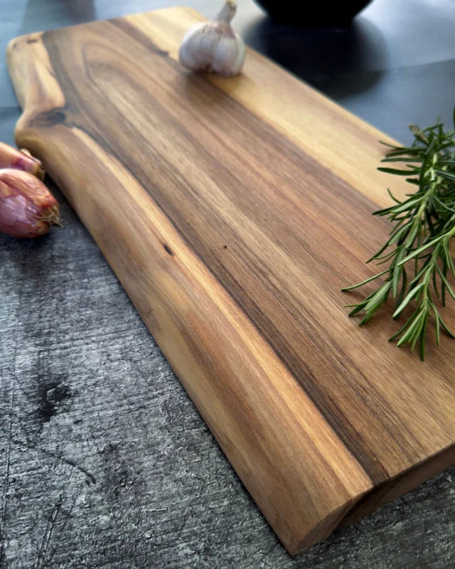Nussbaum Servierbrett 62x25cm für Käse Antipasti Aufschnitt und Tapas