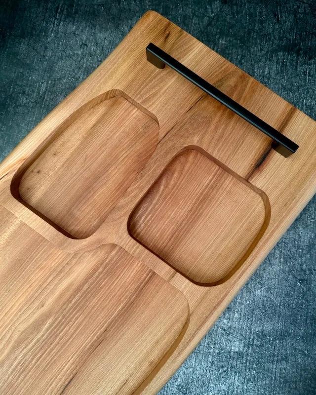 Pitmaster Board 100x32x4cm – BBQ & Catering Brett aus Ulme mit 5 Serviermulden