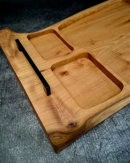 Pitmaster Board 64x41x4cm – BBQ & Catering Brett aus Akazie mit Serviermulden