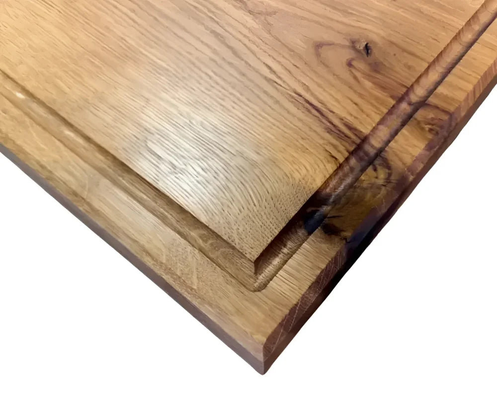 Handgemachtes Eiche Schneidebrett 30×30 cm ideal für Gemüse & Brot
