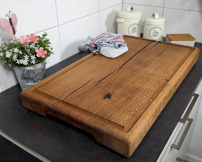 Griffmulden am Eiche-Schneidebrett 70×40×6 cm, sicher tragen und anheben