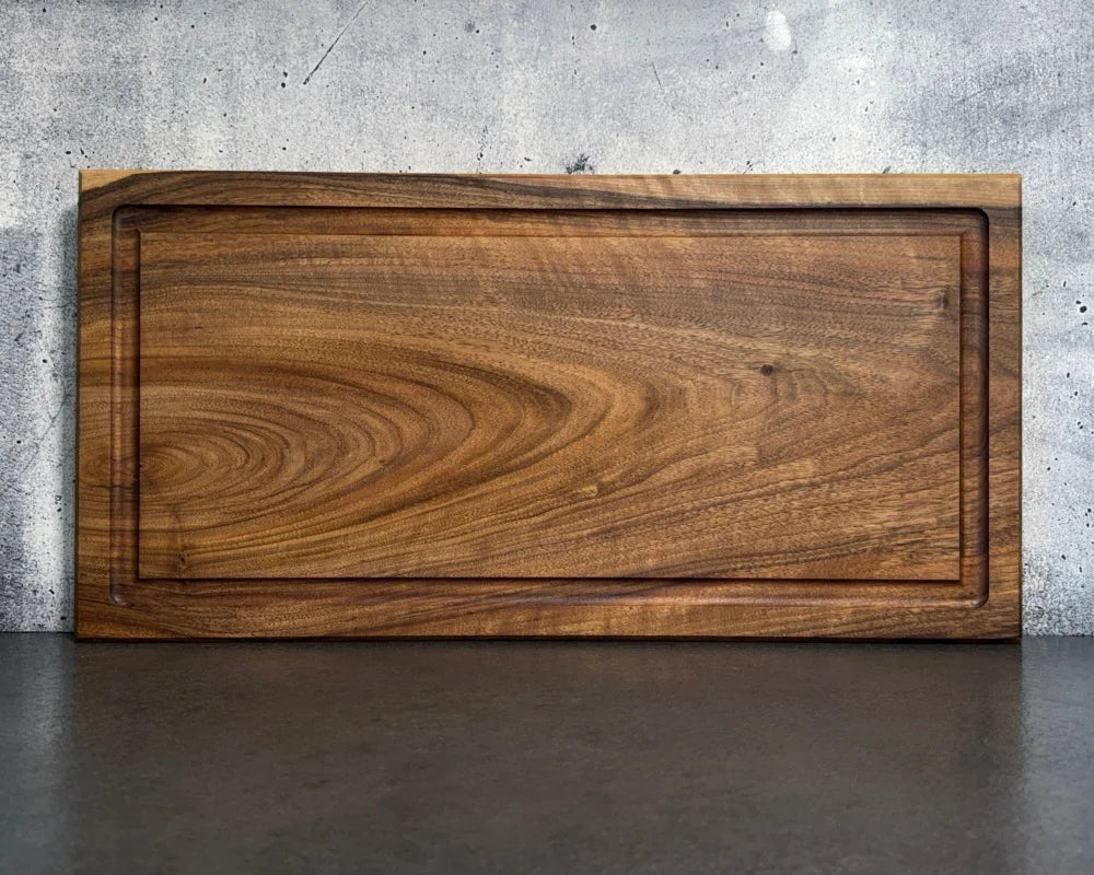 Schneidebrett aus Nussbaum 60×30×4 cm – Premium Edition von wood & more