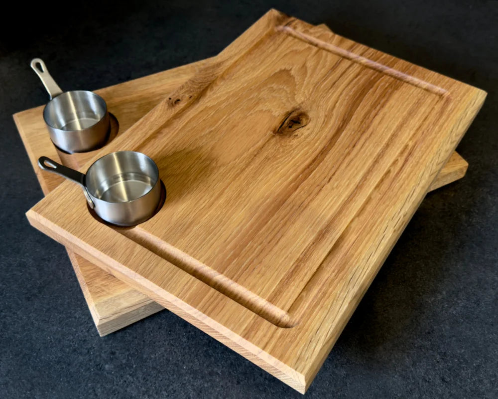 BBQ Brett 35x25cm aus Eiche mit Saftrille und Dip-Ausfräsung