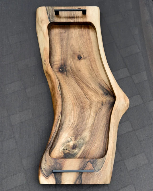 The Pitmaster Stage – Nussbaum-Board mit Charakter | 80 x 33 x 4cm