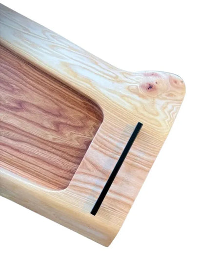 Holz Servierbrett groß mit praktischer Schnittfläche - UNIKAT Smokehouse Hero XXL